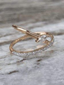 Anillo Marquise con Diamante Cultivado en Laboratorio de 0.30ct, Certificado IGI, VVS2, Oro Rosa, Diseño Moderno con Banda Pavé, Joyería de Compromiso para Mujer - Product Image 2