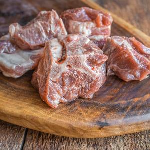 Cubos de Carne de Cabra Halal Congelados al por Mayor, Carne de Cabra Premium para Exportación, Venta al por Menor y Suministro para Servicios de Alimentación - Product Image 4