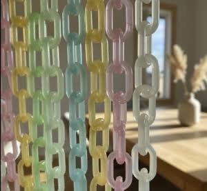 ILAHI's Modern Art Deco Eco-Friendly Acrylic Curve Vertical Pattern Chain Wall Accents Handmade Hanging Diwali Decor - Product Image 4