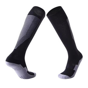 Calcetines tobilleros para mujer Heavyweight Apparel, antideslizantes, transpirables, de algodón, para yoga, pilates, gimnasio, fitness, fáciles de lavar - Product Image 3