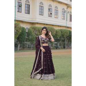 Incroyable couleur de vin Desinger Lehenga Choli - Product Image 3