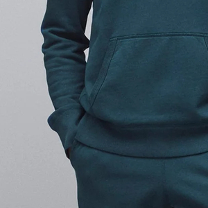 Vêtements décontractés pour usage quotidien et par temps froid, prix abordable, manches longues pour hommes et poche kangourou pratique, coupe décontractée. - Product Image 3