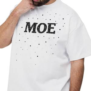 T-shirt pour homme en coton premium avec strass, motif graphique en cristal thermocollé minimaliste, style streetwear, personnalisable, OEM, vente en gros, fabricant d'usine - Product Image 3