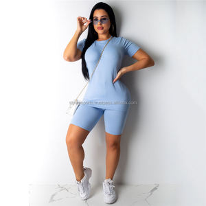 Conjunto Deportivo Casual de 2 Piezas para Mujer, de Alta Calidad y Personalizable, con Camiseta y Sudadera con Capucha, Pantalones Cortos Deportivos, Ecológico y de Secado Rápido - Product Image 1