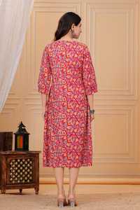 Red Floral Print Cotton <b>Three</b> Quarter Sleeve Casual Fit Flare Midi Dress with Maternity Feeding Gown for Daily Wear - Product Image 4
