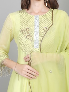 Ensemble de robe Anarkali 3 pièces pour femme Smart Choice Casual Wear avec travail de broderie Dana, collection ethnique Western Wear - Product Image 4