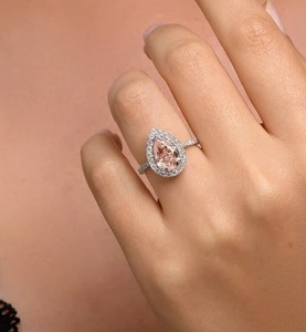 สวยแฟนซีสีชมพูสดใสแพร์ตัด Lab ปลูกเพชร Halo แหวนหมั้น Excellent Cut เครื่องประดับที่กําหนดเองที่ดีที่สุดของขวัญสําหรับเธอ - Product Image 4