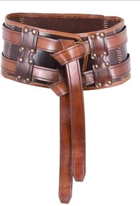 Ceinture médiévale de luxe en cuir véritable, style western, entièrement travaillée à la main avec des motifs perlés, personnalisable, prête à être expédiée, designs sur mesure. - Product Image 3