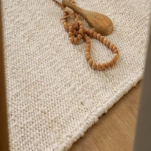 Tapis d'intérieur en jute tissé à la main ivoire, tapis de salon minimaliste blanc neutre en jute, tapis de chambre moderne scandinave, décoration de sol douce - Product Image 3
