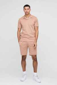 Ensemble polo et short beige pour homme, tenue décontractée d'été en coton tricoté, respirant, couleur unie, fabrication OEM ODM à Sialkot - Product Image 3