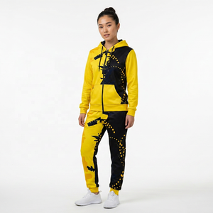 Conjunto Deportivo de 2 Piezas con Capucha, Amarillo y Negro, con Logotipo Estampado en la Parte Delantera, Absorbente de Sudor, 100% Poliéster, Pantalones Deportivos con Cierre de Cremallera y Forro Polar - Product Image 5