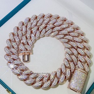 Cadena Cubana de Diamantes Moissanite Elegante y de Alta Gama, Ideal para Regalo de Boda y Fiestas, Disponible para la Venta - Product Image 4