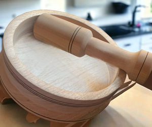 Mortero y Pilón de Madera Natural Duradero, Hecho a Mano, Ecológico, de Grado Alimenticio, para Moler Especias y Hierbas - Product Image 2