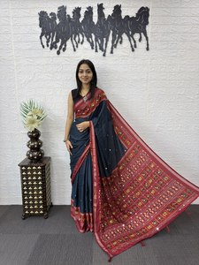 Green Silk Saree With Embroidery Traditional Women's Wear India Pakistan <b>Wedding</b> Engagement All Seasons - Product Image 6