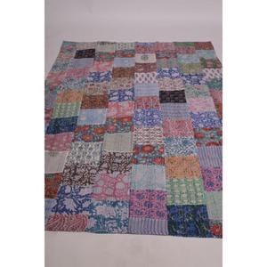 ผ้าห่มปักลายคันธาทำมือจากผ้าฝ้ายสไตล์อินเดียโบโฮ ผ้าคลุมเตียงแบบสองด้าน ของตกแต่งบ้าน - Product Image 3