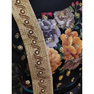 Magnifique designer brodé Lehenga Choli en noir pour robes de soirée ou de cocktail - Product Image 3