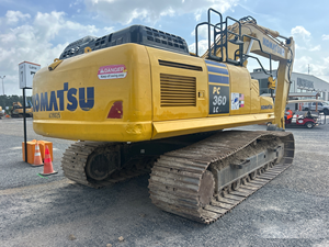 Excavadora de cadenas PC360LC-11 del 2022 en venta, máquina de servicio pesado lista para exportación y uso en obra. - Product Image 6
