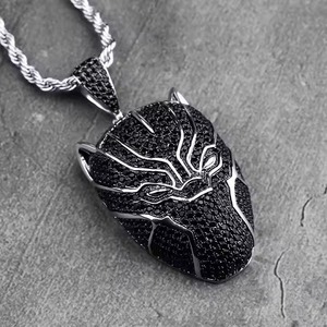 Colgante unisex chapado en oro blanco con diseño de diamante brillante inspirado en Mion para moda hip hop y uso diario. - Product Image 1