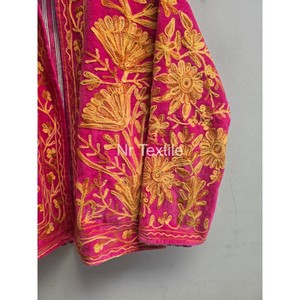 Chaqueta de Invierno para Mujer con Cuello Alto y Manga Larga, Bordado Floral a Mano, Forro de Algodón, para Otoño e Invierno - Product Image 6
