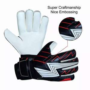Gants de gardien de but de football de qualité supérieure, design personnalisé sur mesure, niveau professionnel, avec nouveau style de coupe et de poignet. - Product Image 4