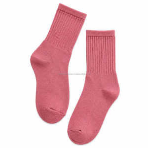 Chaussettes de sport rayées vertes respirantes en tricot pour femme FONILBEST pour l'automne et le quotidien - Product Image 6