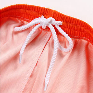 ชุดบาสเก็ตบอลแบบยูนิเซ็กซ์สั่งทำได้ ผ้าโพลีเอสเตอร์ 100% ระบายอากาศ แห้งเร็ว สไตล์สตรีทแวร์ สำหรับฤดูร้อน มีไซส์พลัส - Product Image 4