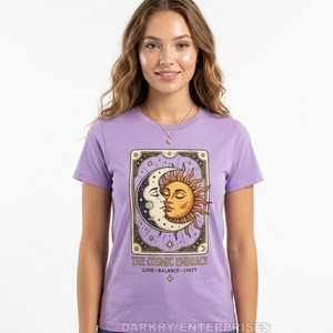 Camiseta Celestial Personalizada para Mujer, Venta al por Mayor, Estampado Cósmico de Sol y Luna, Etiqueta Privada, Tops Espirituales de Algodón Morado para Mujer - Product Image 1