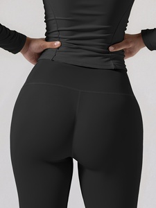 Ensemble de sport trois pièces haute performance Atlaset pour femme : soutien-gorge de sport, leggings de compression et veste de fitness – Couleur personnalisable - Product Image 4