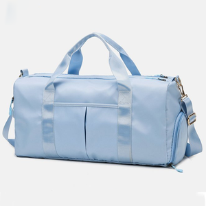 Sac de voyage en nylon imperméable de qualité supérieure avec grande capacité et compartiment séparé pour les chaussures, idéal pour la salle de sport et les voyages de week-end - Product Image 5