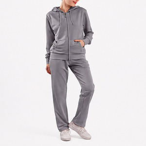 Nouvel ensemble de survêtement élégant et tendance pour femme, avec capuche, 100 % personnalisable, couleurs et tailles au choix, confortable et respirant - Product Image 3