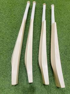 BATES DE CRICKET ENGLISH WILLOW SHORT GRADO 1 - Product Image 2