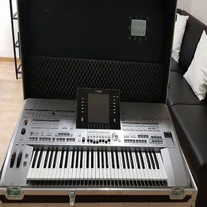 Discount Sales New Genos Tyros 5 76 keys Arranger <b>Workstations</b> 76-Key Digital Piano - Product Image 4