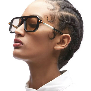 Lunettes de soleil classiques élégantes et tendance, personnalisées pour photos de rue, protection solaire pour femmes - Product Image 2