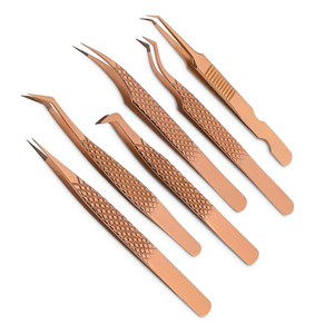 Kits de pinces à cils de qualité salon en or rose pour l'application d'extensions de cils classiques, volume et méga volume - Product Image 1