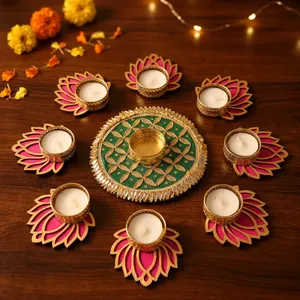 Juego de Portavelas de Loto Rosa Hechos a Mano con Centro Verde Rangoli para Diwali, Pooja, Bodas y Decoración Festiva del Hogar - Product Image 2