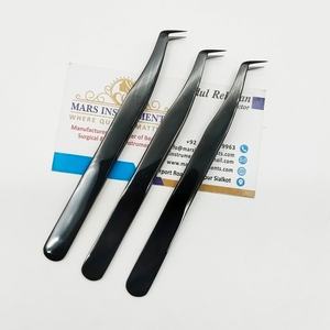 แหนบต่อขนตาพลาสม่าสีดำ ปลายไฟเบอร์สแตนเลส 65 องศา คุณภาพสูง - Product Image 1