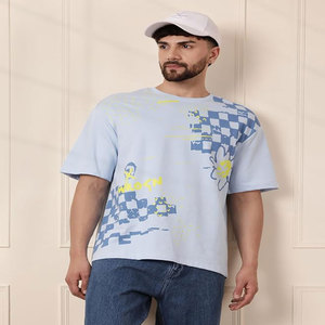 เสื้อยืดคอกลมแขนสั้นสีเทาอ่อนพิมพ์ลายผ้าฝ้าย 100% ทรงปกติสำหรับผู้ชาย - Product Image 4