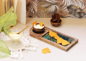 Bandeja de madera para servir diariamente con bandeja de desayuno decorativa con estampado esmaltado para restaurantes y hogar para bodas Fiestas de Diwali de FWE - Product Image 5