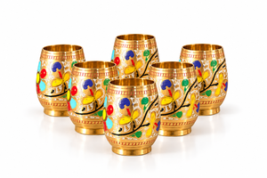 Verres à boire en laiton faits à la main avec un design floral émaillé coloré, gobelets en métal traditionnels pour une table à manger élégante à la maison - Product Image 6