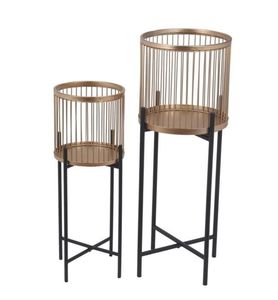 Modernos Soportes Metálicos para Flores con Acabado Dorado, Diseño Circular, Juego de Dos Macetas de Interior, Estilo Minimalista - Product Image 4