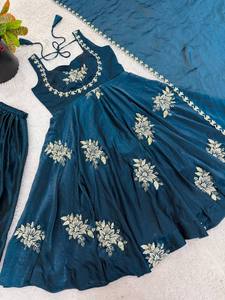 ชุดเดรสผ้าไหมสุดอินเทรนด์ชุดชาราราพร้อมลำดับลำดับและนักออกแบบ Dupatta-คอลเลกชันงานแต่งงานและงานรื่นเริง - Product Image 6