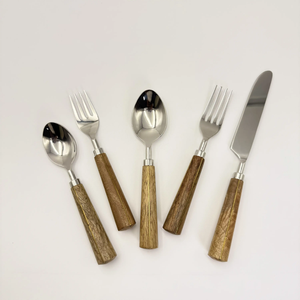 Ensemble de couverts en métal au design de qualité, ensemble de couverts en résine, ensemble de couverts en acier inoxydable avec manche en résine, ensemble de couverts en métal - Product Image 1