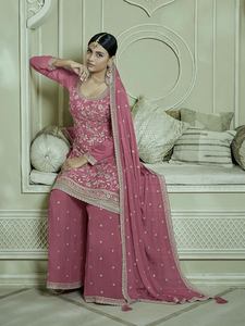 Ensemble haut et palazzo rose pâle avec dupatta, broderie de fils et sequins, style designer Chinon 72544 - Product Image 3
