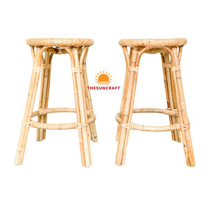 Taburete de Ratán de Altura Ajustable, Estilo Moderno, Hecho en Vietnam, Atractivo, para Uso en Interiores/Exteriores, Elegante para Sala de Estar, Sillas de Bar - Product Image 1