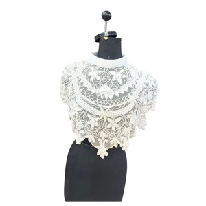 Cape à franges ornée de perles 2026 en tissu 100% coton aux meilleurs prix d'Inde - Product Image 1