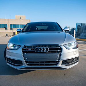 Audi S4 Premium Plus 2013, autos usados eficientes, listos para suministro al por mayor con calidad premium - Product Image 1