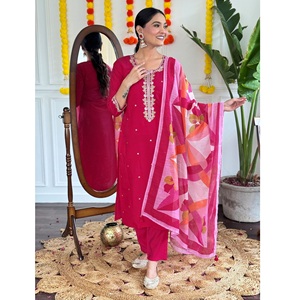 Kurti recto bordado de viscosa Chanderi, el más vendido para mujer, con pantalón de viscosa Chanderi y conjuntos de dupatta. - Product Image 1