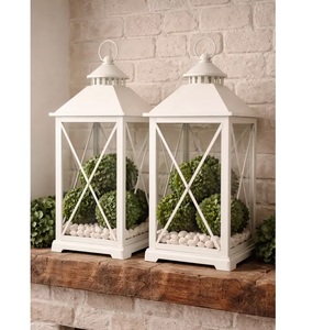Lanterne décorative de Noël en métal, unique, faite à la main, finition blanche mate, grande, élégante, moderne, pour la décoration de la maison. - Product Image 5