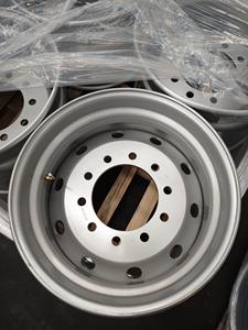 ฝาครอบล้ออลูมิเนียมขนาด 225 x 9 / 225 x 8.25 สำหรับรถบรรทุก Foton สีเงิน ใหม่ รับประกัน 5 ปี - อุปกรณ์ตกแต่งรถยนต์ที่ทนทานและมีสไตล์ - Product Image 6