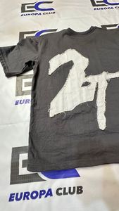 T-shirt en denim 100% coton, effet usé, avec appliqué, logo personnalisé, coupe ample, streetwear, respirant - Product Image 5